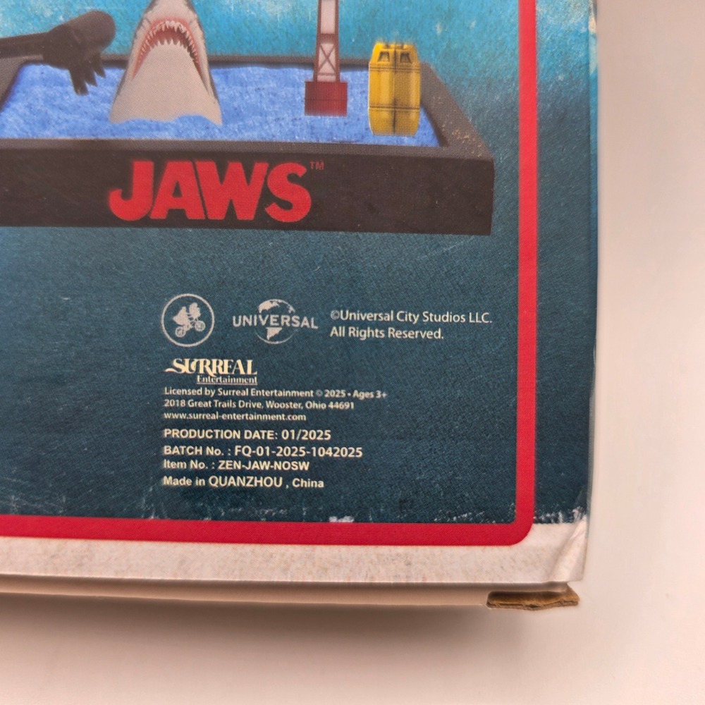 Jaws Zen Garden Resin Figure Set Universal Monsters Collectible 50th Anniversary - Picture 4 of 6